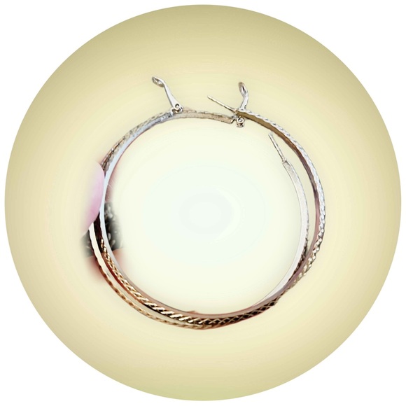 BOGO 𝒞𝑜𝓈𝓉𝓊𝓂𝑒 𝒥𝑒𝓌𝑒𝓁𝓇𝓎 𝒮𝒾𝓁𝓋𝑒𝓇 𝐻𝑜𝑜𝓅𝓈 - Picture 3 of 4